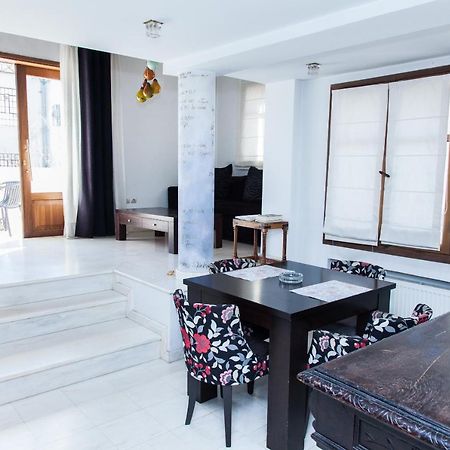 דירות אתונה Unique Apt W/ Veranda Walking Distance To Sites מראה חיצוני תמונה