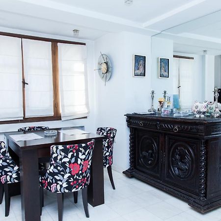 דירות אתונה Unique Apt W/ Veranda Walking Distance To Sites מראה חיצוני תמונה
