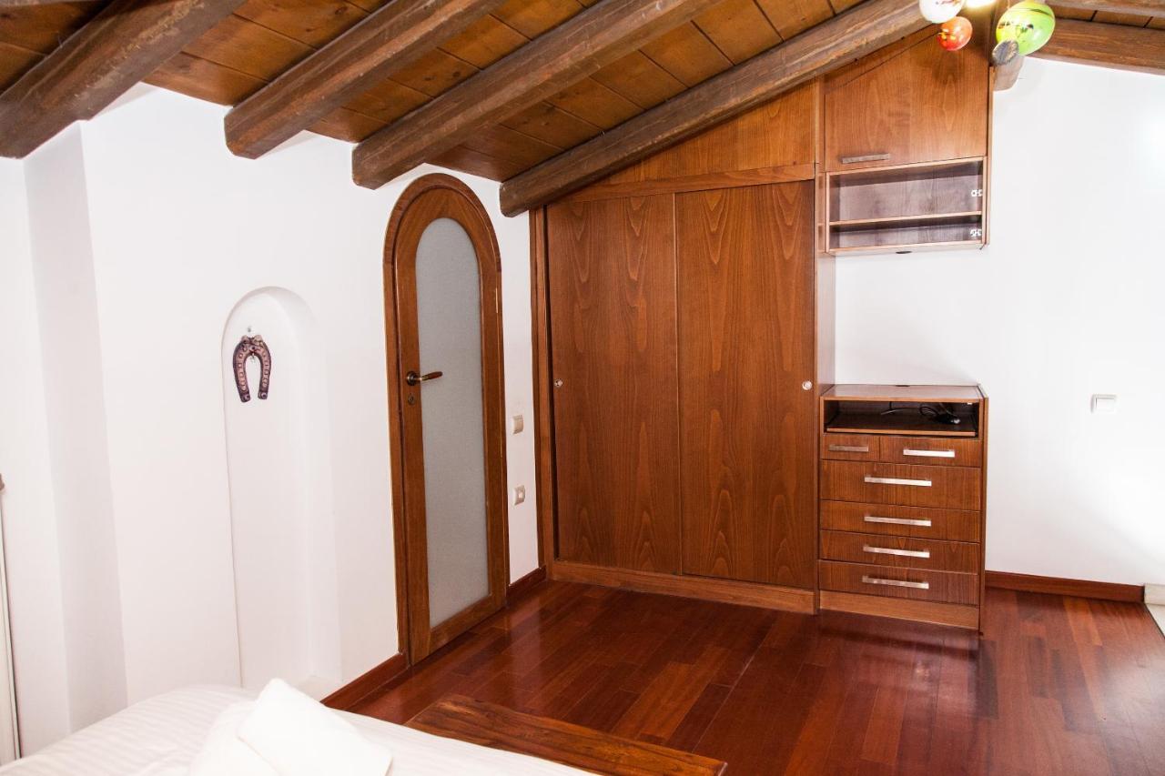 דירות אתונה Unique Apt W/ Veranda Walking Distance To Sites מראה חיצוני תמונה