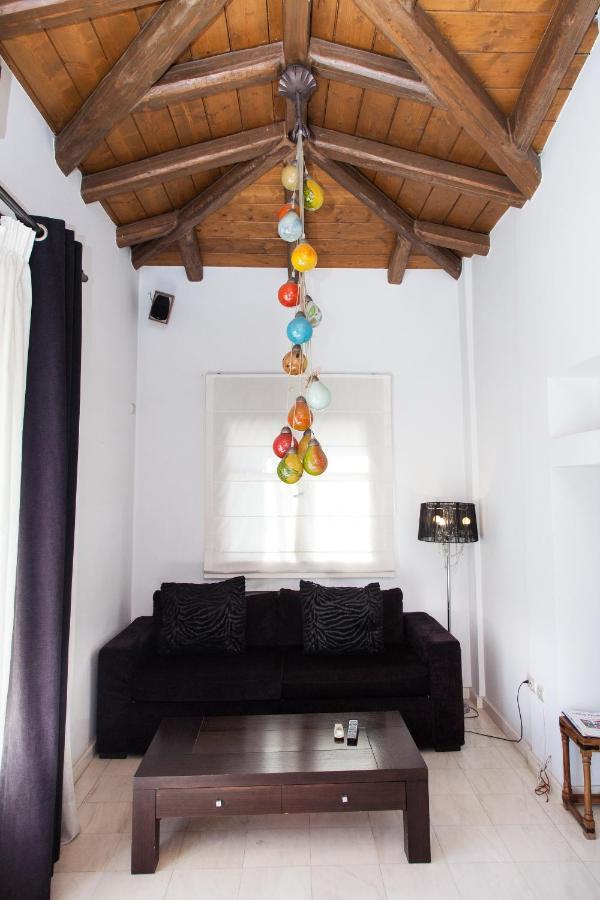 דירות אתונה Unique Apt W/ Veranda Walking Distance To Sites מראה חיצוני תמונה