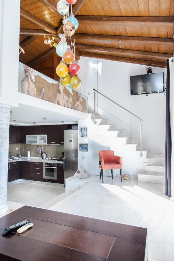 דירות אתונה Unique Apt W/ Veranda Walking Distance To Sites מראה חיצוני תמונה